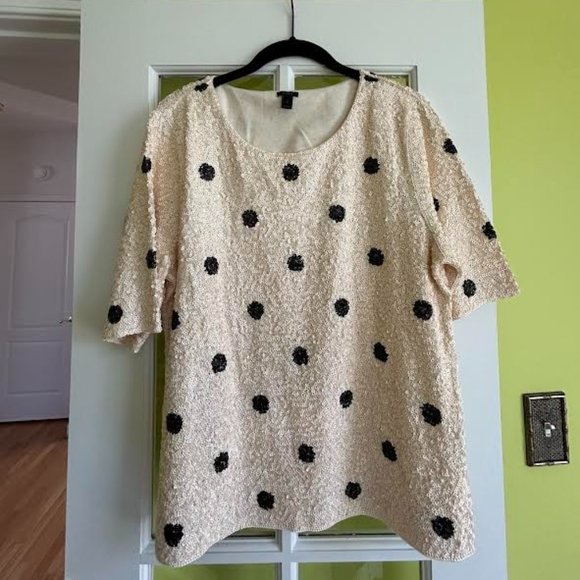 J. Crew sequined top, Cream with black dots, short sleeve, crew neck, size Large - Picture 2 of 4